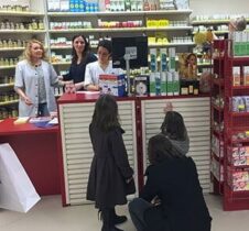 Rafturi farmacie 8 – SC SMART DEALS SERVICES SRL Rafturi farmacie rafturi farmacie